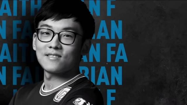 在空气中凝 在空气中凝